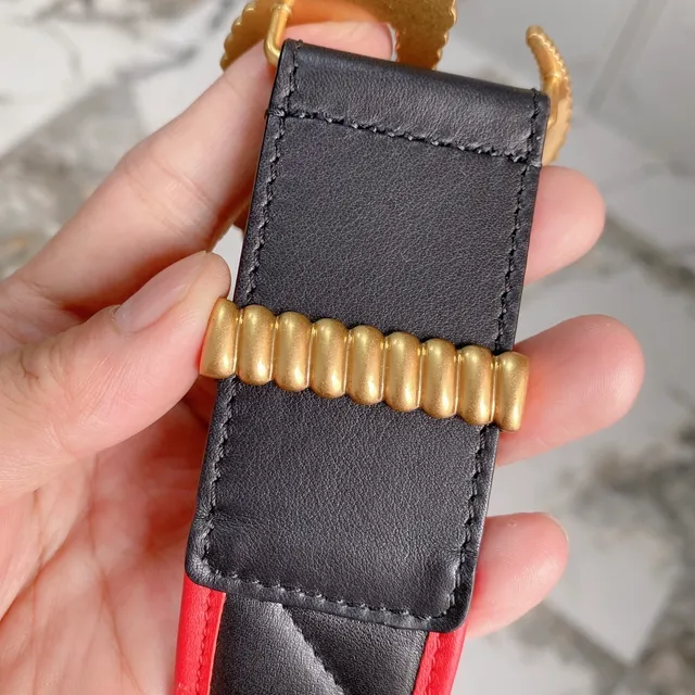 Gucci GG Marmont Ceinture en cuir noir et rouge matelassée 5