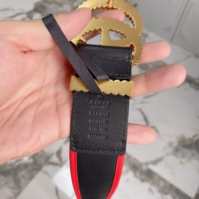 Gucci GG Marmont Ceinture en cuir noir et rouge matelassée 7