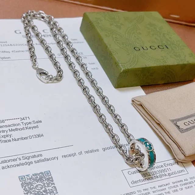 Gucci GG Marmont Cadena de eslabones plateada azul colgante doble aro giratorio 7