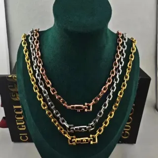 Gucci قلادة سلاسل كيرب ذهبية وفضية مع إغلاقات مستطيلة تبديل