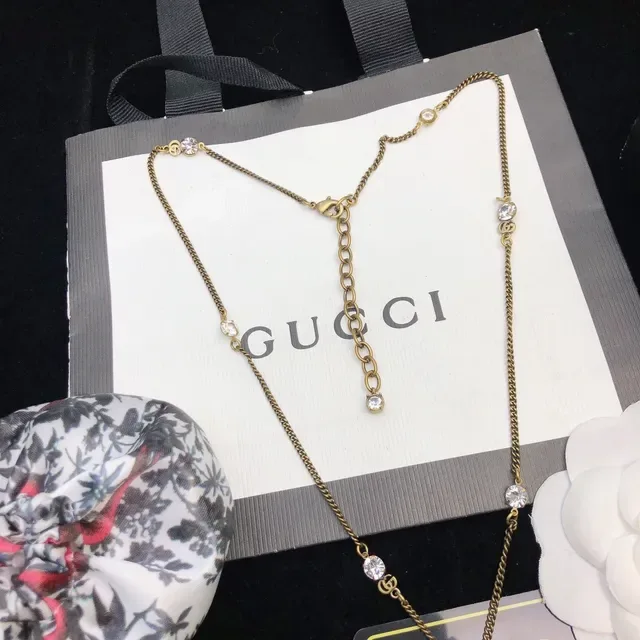 Gucci Gold White Chain Anchor Pendant Necklace 4