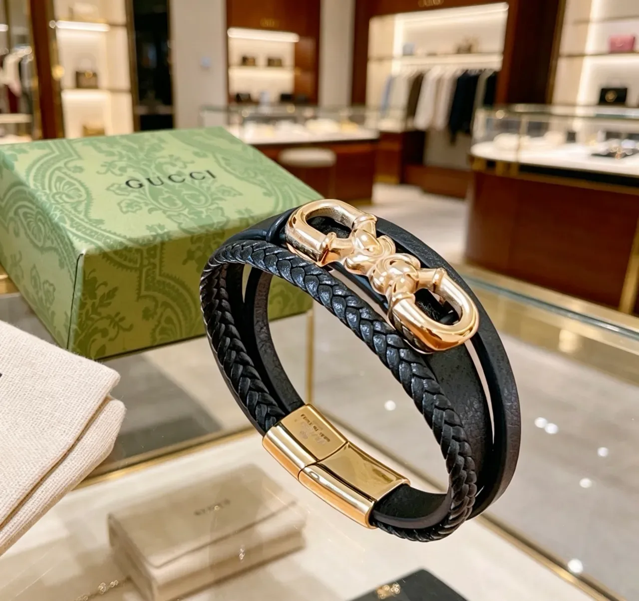 Gucci Horsebit 1955 أسود جلد مضفر ذهبي سوار 2