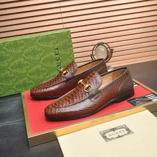 Gucci Horsebit 1955 棕色蛇纹压花皮革乐福鞋