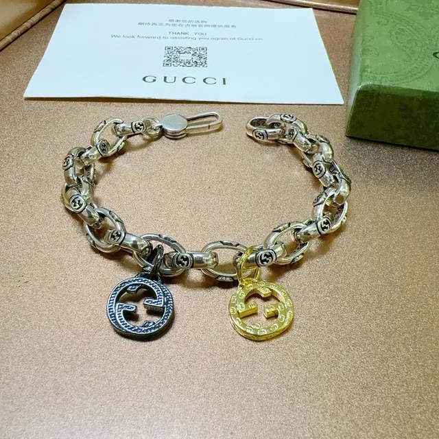 Gucci Interlocking G Motif चेन ब्रेसलेट सिल्वर गोल्ड मोटा ओवल-लिंक ब्रेसलेट 6