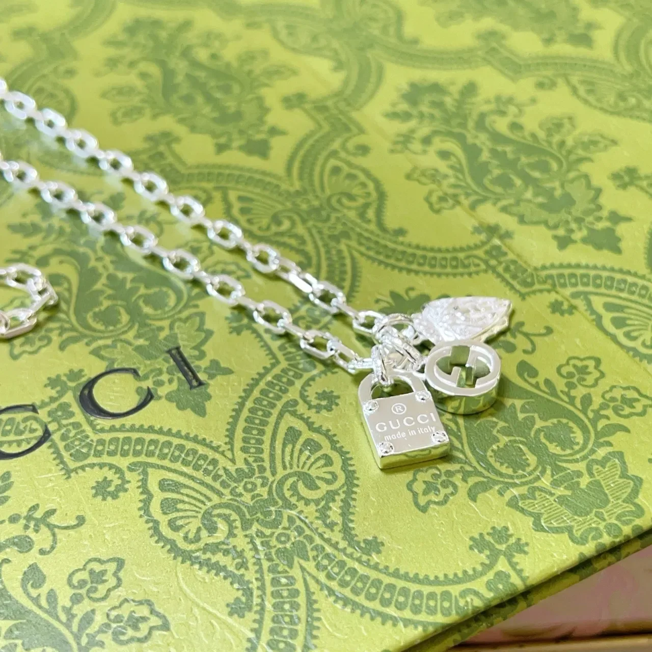 Gucci Multi-Charm Silver Padlock Interlocking G Leaf Necklace 4