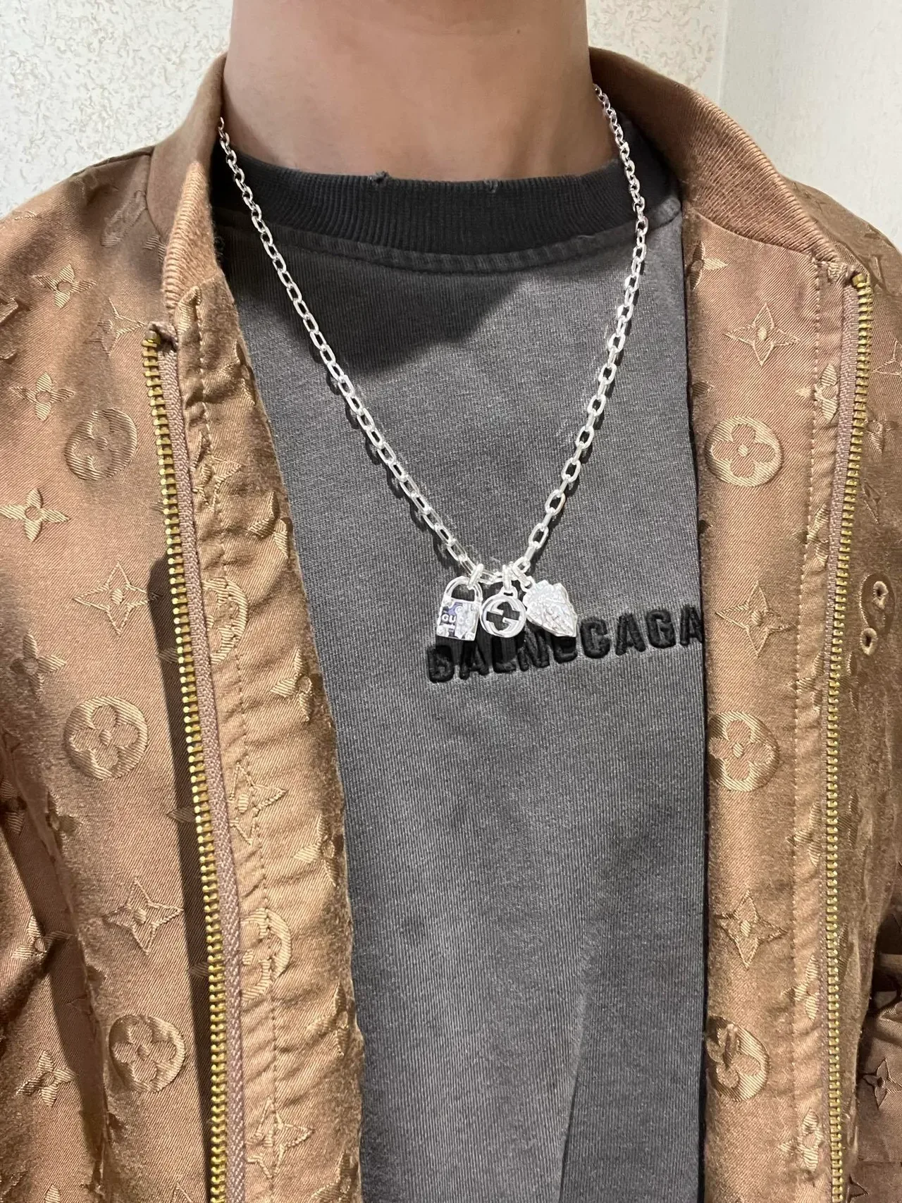 Gucci Multi-Charm Silver Padlock Interlocking G Leaf Necklace 8