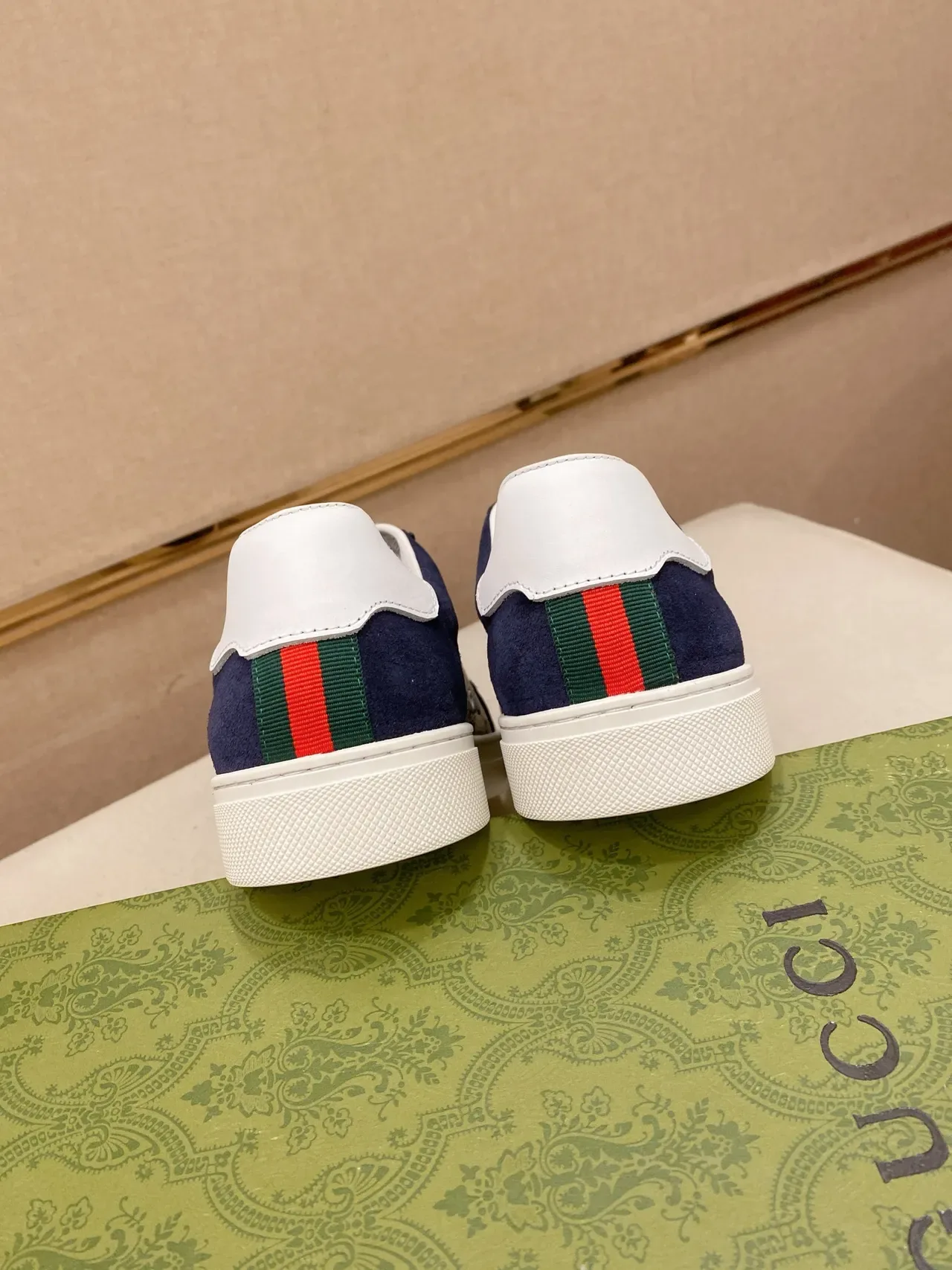 Tênis Gucci Navy Bege Camurça GG Monogram Canvas Cupsole Branco Lifestyle 3