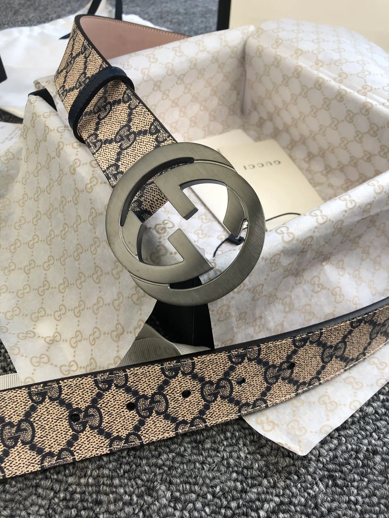 Gucci Ophidia Beige Black GG Monogram Canvas Interlocking G Buckle Leather Belt 3