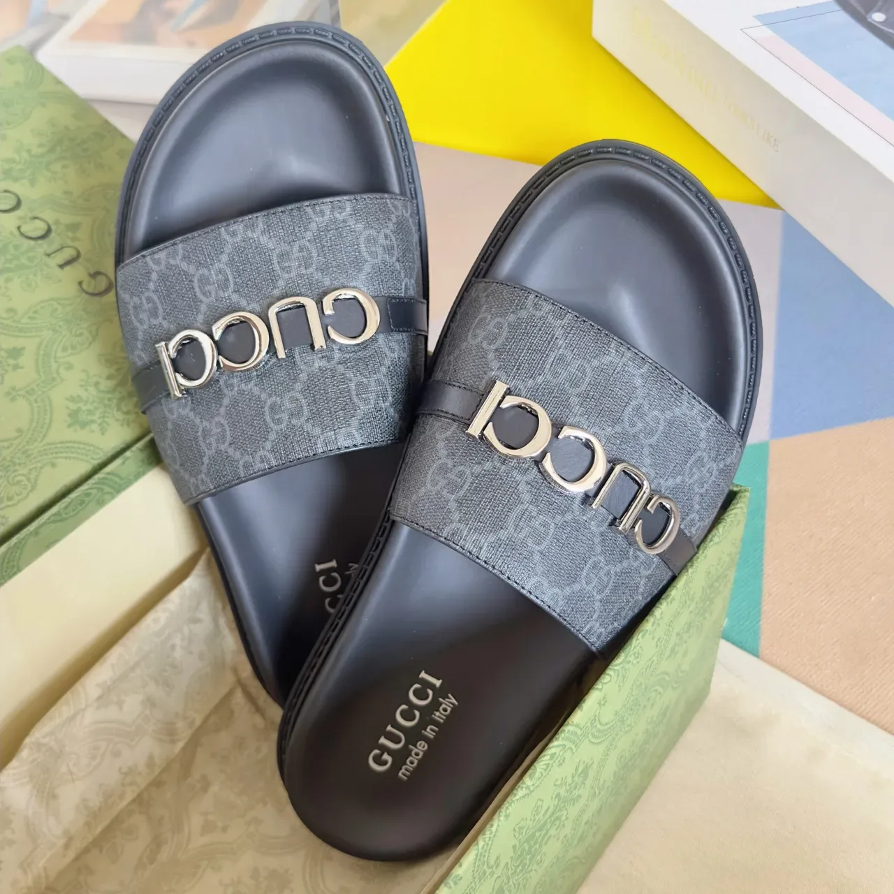 Gucci Ophidia কালো সোনা Embossed GG Monogram Interlocking G Buckles কাজুয়াল স্যান্ডেল 2