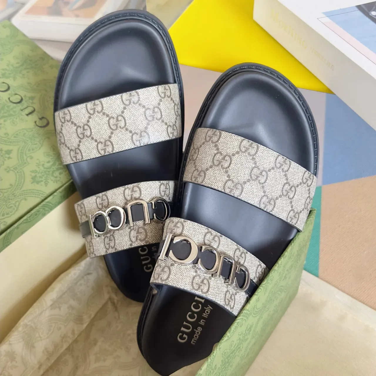 Gucci Ophidia কালো সোনা Embossed GG Monogram Interlocking G Buckles কাজুয়াল স্যান্ডেল 6
