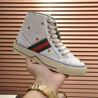Gucci Screener Impresión Floral Zapatillas Lifestyle de Alto