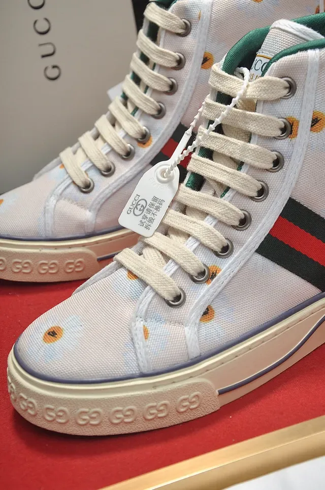 Gucci Screener Estampa Floral Tênis Lifestyle de Topo Alto 2