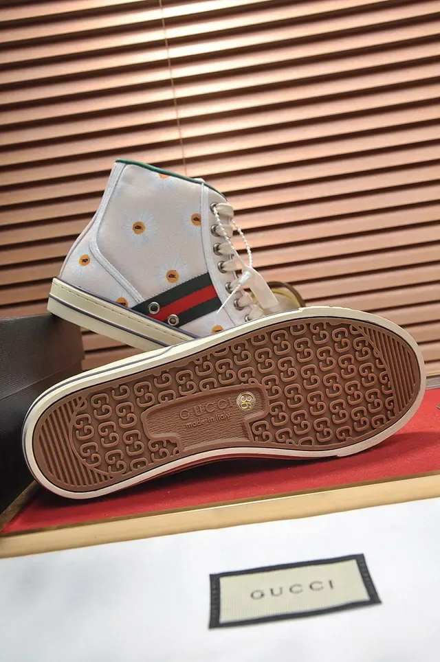 Gucci Screener Estampa Floral Tênis Lifestyle de Topo Alto 4