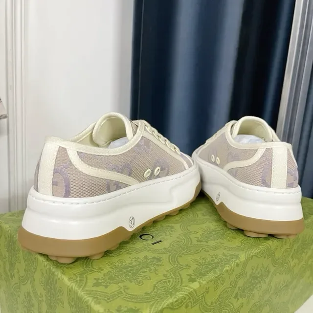 Gucci Screener baskets basses en maille et GG Monogram sneakers lifestyle 2