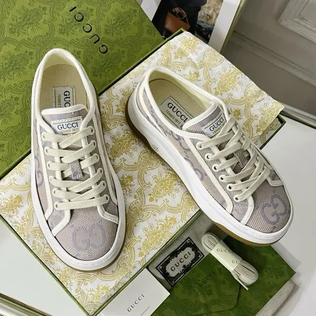 Gucci Screener baskets basses en maille et GG Monogram sneakers lifestyle 6