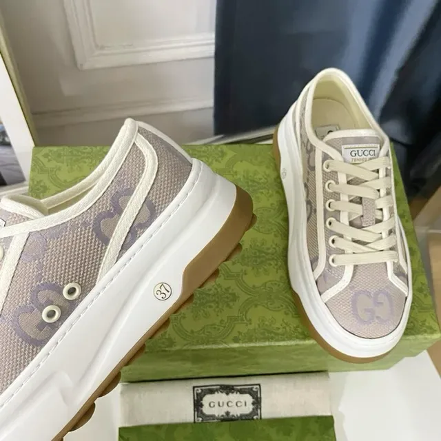 Gucci Screener baskets basses en maille et GG Monogram sneakers lifestyle 9
