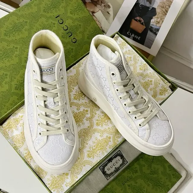 Gucci Screener toile monogramme blanc sneakers lifestyle 2