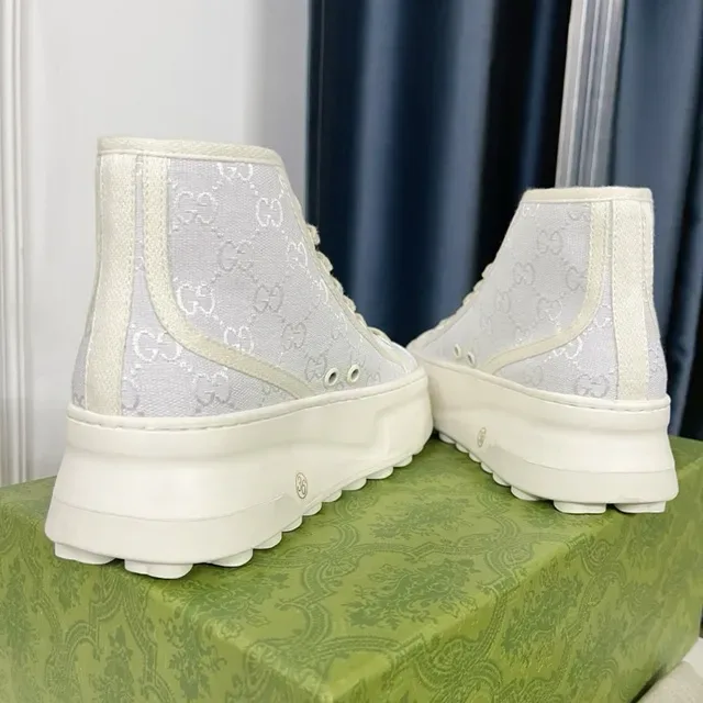 Gucci Screener toile monogramme blanc sneakers lifestyle 8