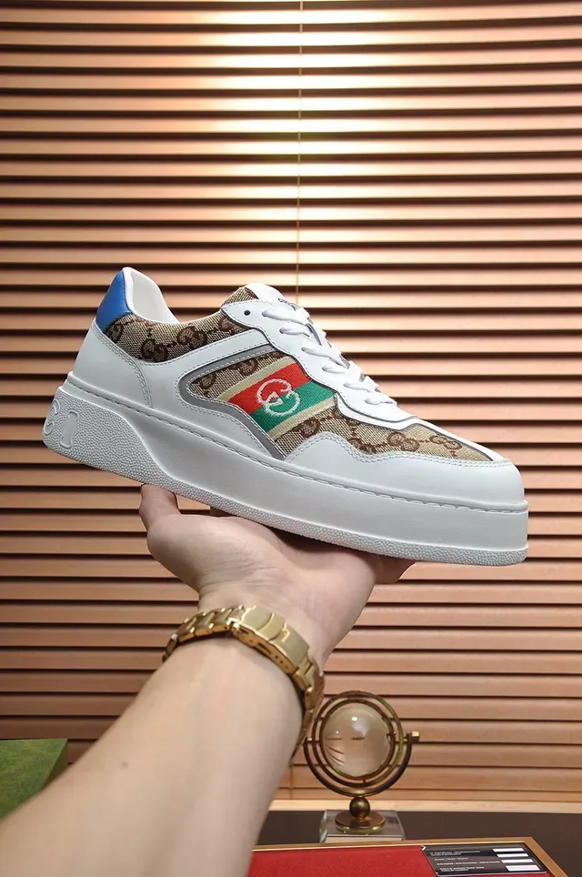 Gucci Screener সাদা GG Monogram ক্যানভাস লাইফস্টাইল স্নিকার্স 2