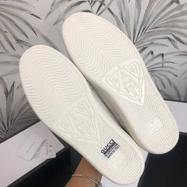 Gucci Screener حذاء رياضي أبيض أحمر أخضر شعار أسلوب حياة 3