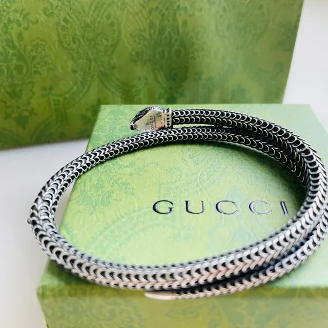 Gucci Serpent Scale-Link Black and Silver Bracelet 3