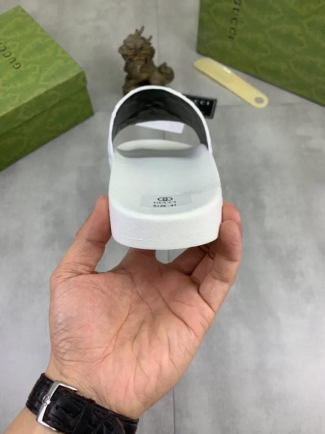 Gucci Slide Preto e Marrom Escuro com GG Monogram embossado 5