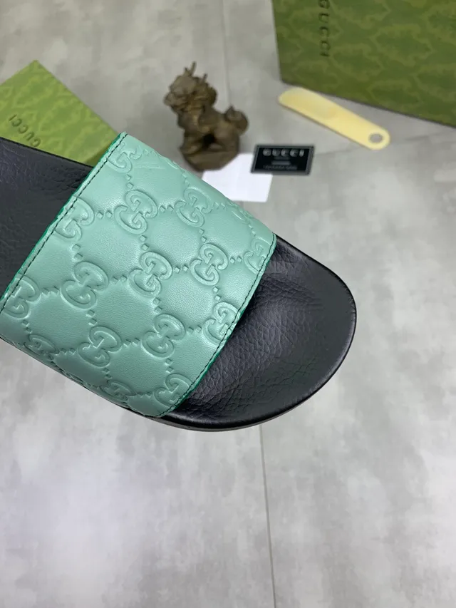 Gucci Slide Preto e Marrom Escuro com GG Monogram embossado 13