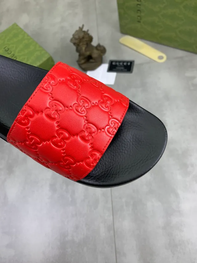 Gucci Slide Preto e Marrom Escuro com GG Monogram embossado 14