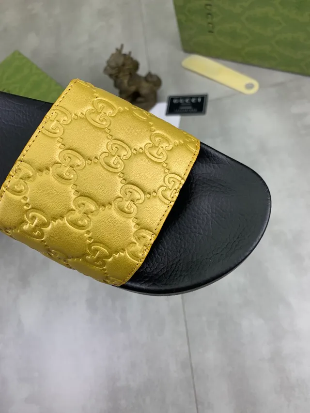 Gucci Slide Preto e Marrom Escuro com GG Monogram embossado 16
