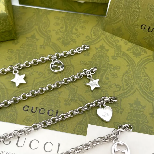 Gucci Bracelet Étoile Charme Chaîne Ton argent 3