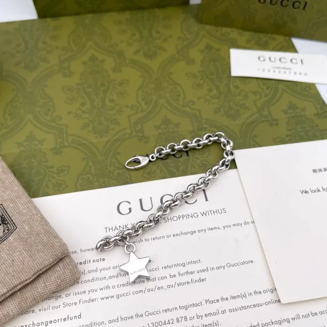 Gucci Bracelet Étoile Charme Chaîne Ton argent 9