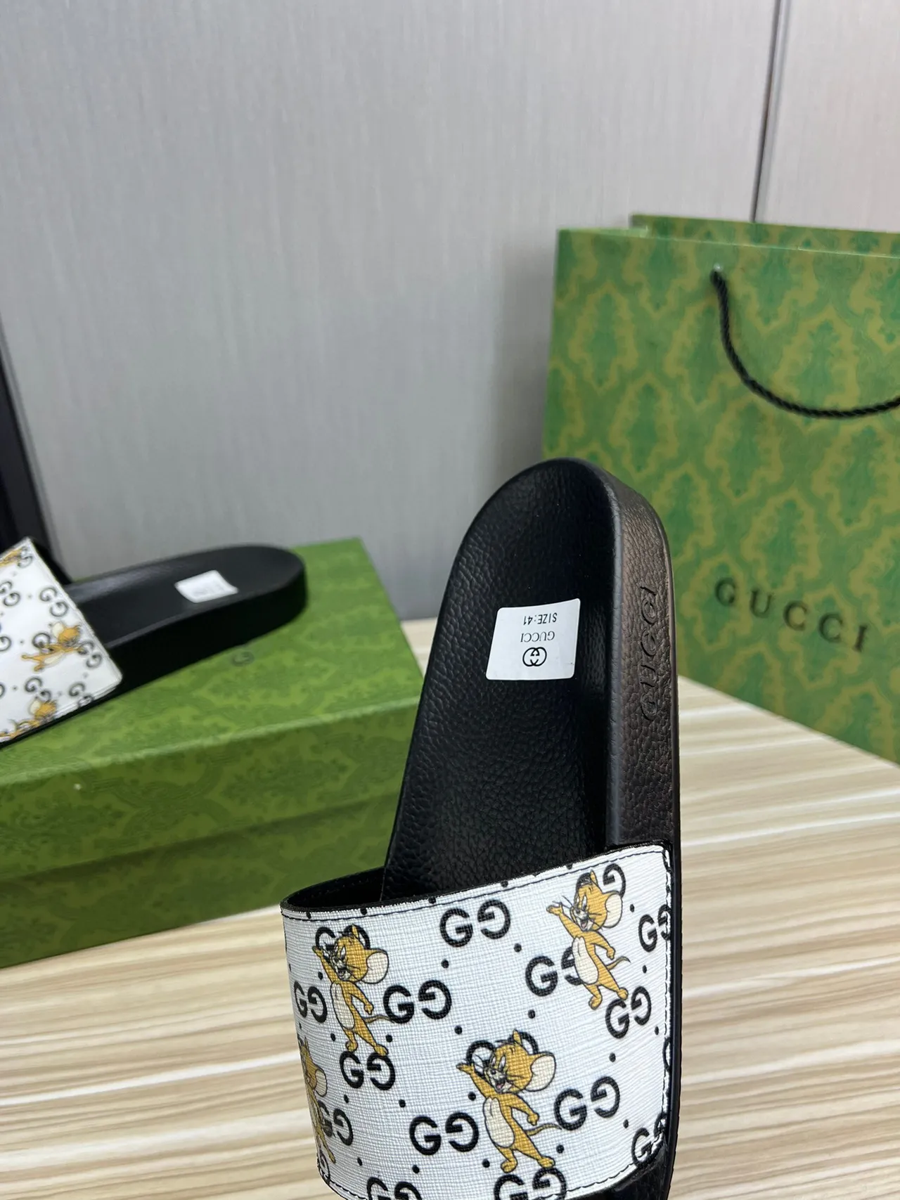 Gucci Tom & Jerry GG imprimé glisseuses 4