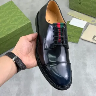 Gucci Web Stripe Oxford काले हरे उच्च-चमकदार पेटेंट लेदर कैप टो ऑक्सफोर्ड जूते