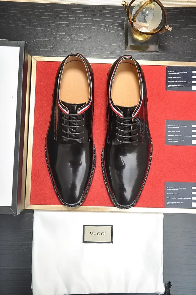 Gucci Web-Trimmed Black Oxford Shoes 9