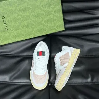 Gucci blanco beige monograma lona detalle de lengua web zapatillas lifestyle