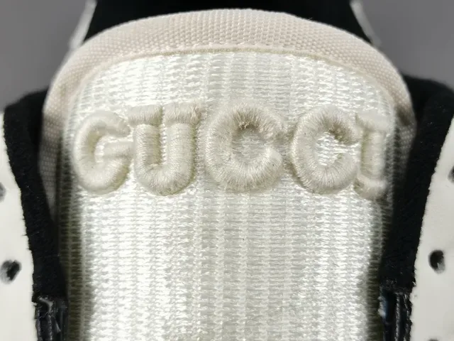 Gucci सफेद काला लो-टॉप चमड़ा-मेश हाइब्रिड लाइफस्टाइल स्नीकर 5