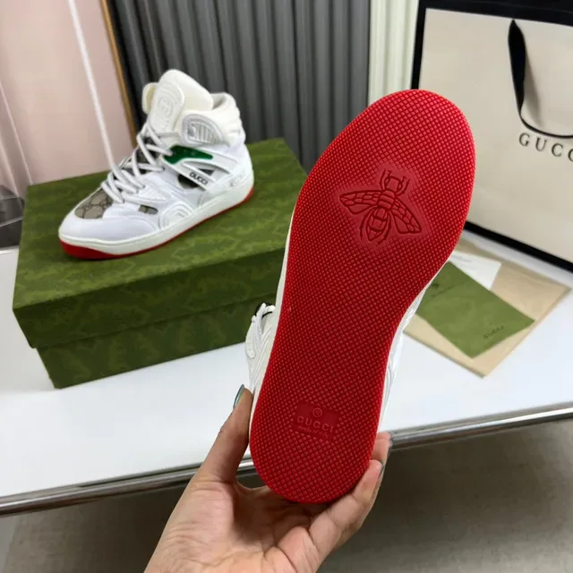 Gucci أحذية رياضية حياة أبيض وأحمر عالية مع طبقات متداخلة اصطناعية 2