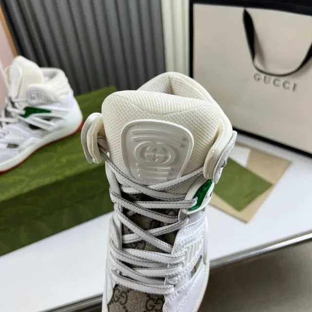 Gucci أحذية رياضية حياة أبيض وأحمر عالية مع طبقات متداخلة اصطناعية 4