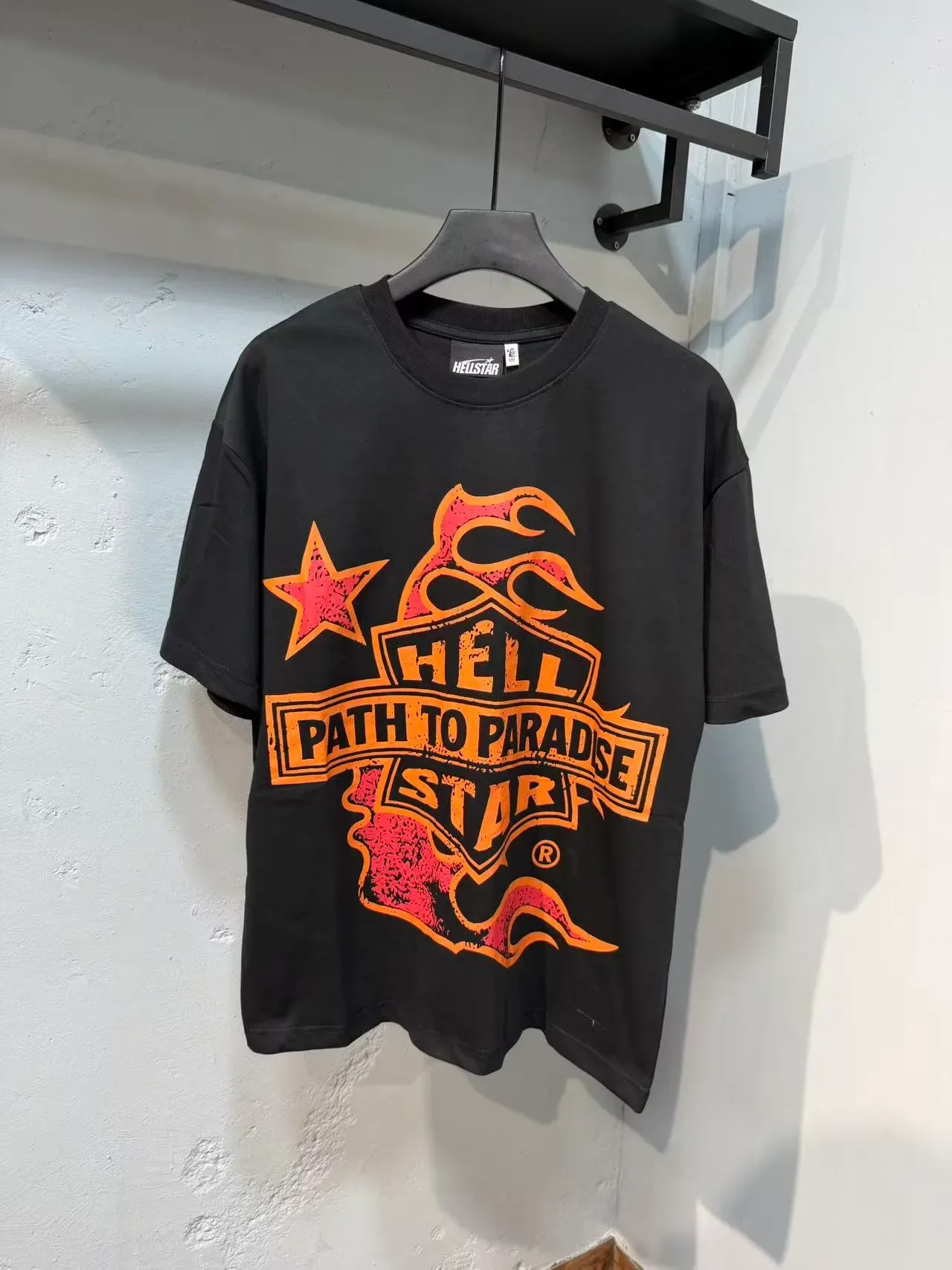 Hellstar Path to Paradise Star Tour 图案T恤 5