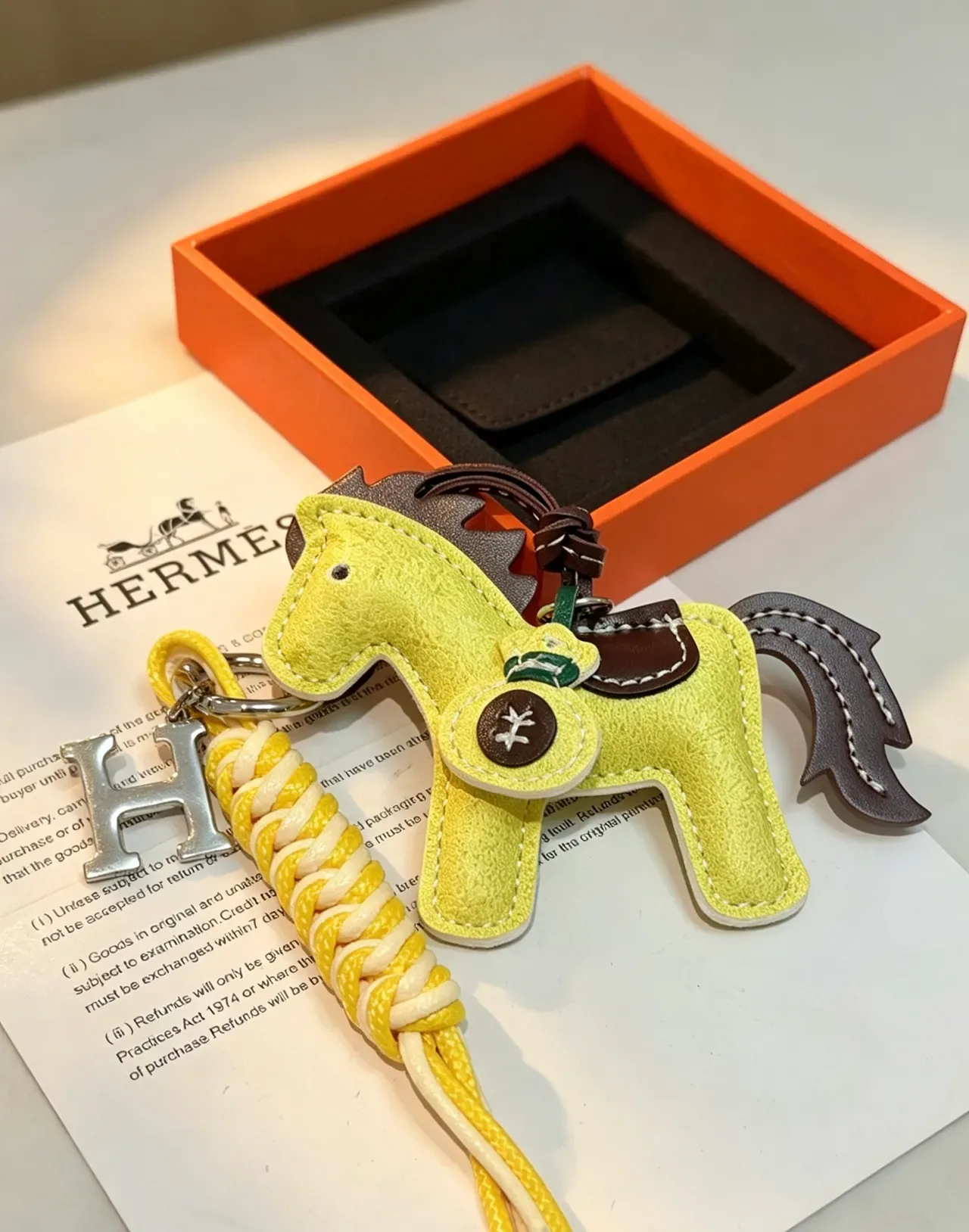 Hermès 米色黄色 结构皮革 手提包 4