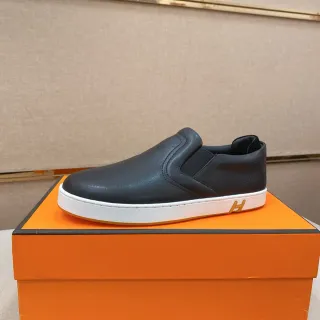 Hermès 黑色白色 套脚 皮革鞋面 乐福鞋
