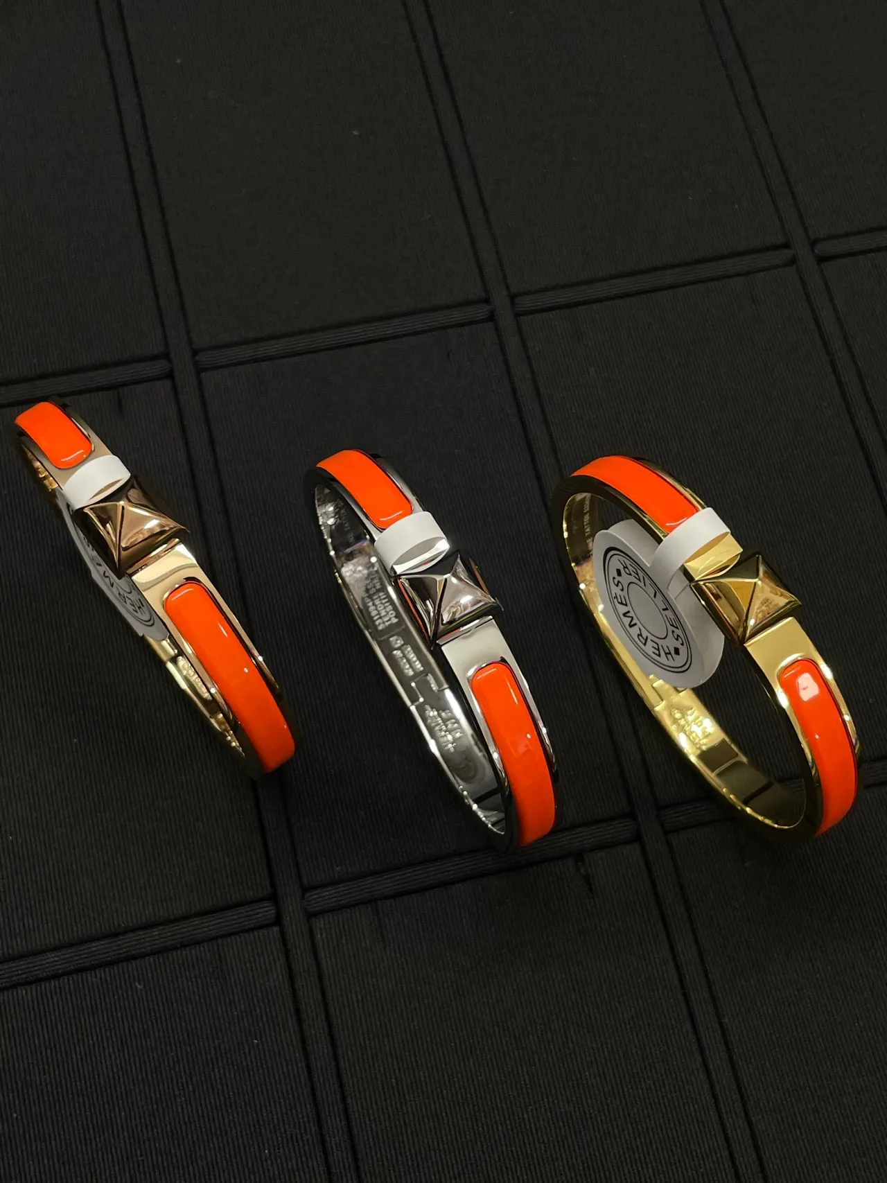 Hermès Collier de Chien White Enamel Gold and Palladium Bracelets 5