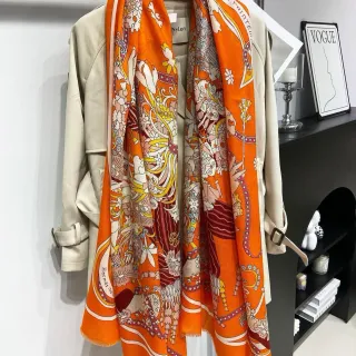 Hermès Danse du Printemps কমলা রেশমী স্কার্ফ