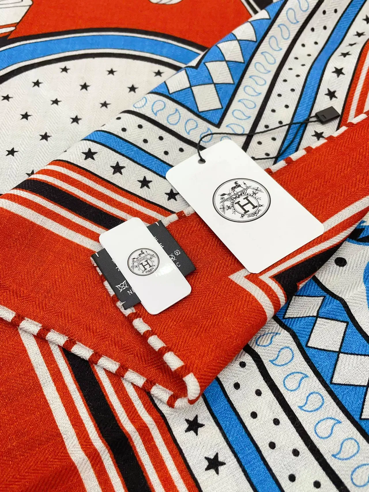 Hermès Estampa Geométrica Estrela Cachecol de Seda Laranja 8