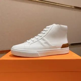 Hermès H Cut সাদা এবং বাদামি হাই-টপ লাইফস্টাইল স্নিকার