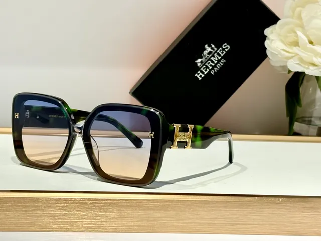 Hermès H de Hermès oversized কচ্ছপের খোলের মতো সানগ্লাস 7
