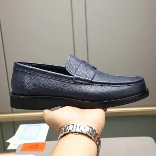 Hermès أزرق بحري أسود جلد حبيبي Penny Loafer