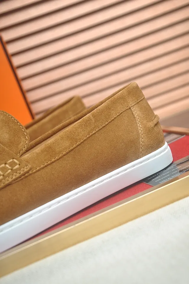 Hermès Oran भूरा सफेद नबूक ऊपरी H-आकार पट्टा लोअफर 9