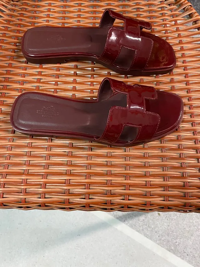Hermès Oran Burgundy Patent Leather Slippers 4