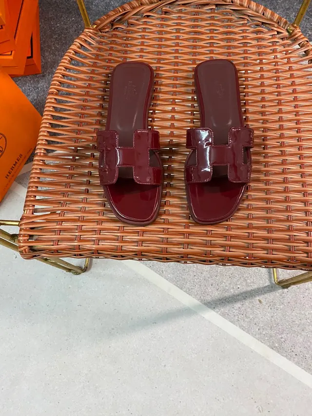 Hermès Oran Burgundy Patent Leather Slippers 6